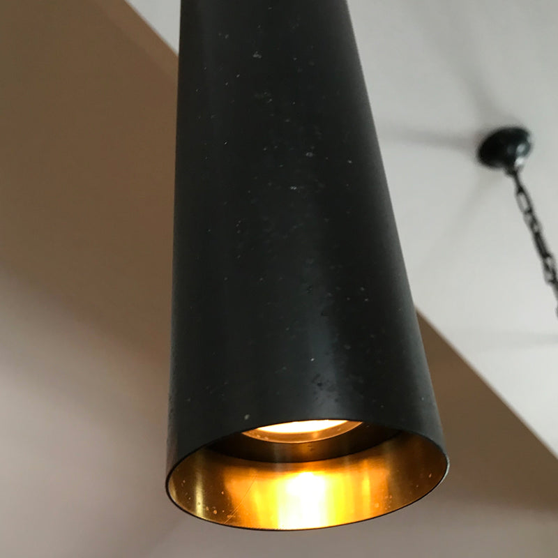 Tubelum on round base suspension - Authentage